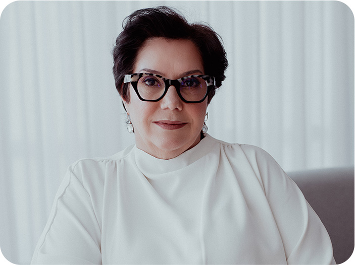 Dra. Carla Reita Faria Leal